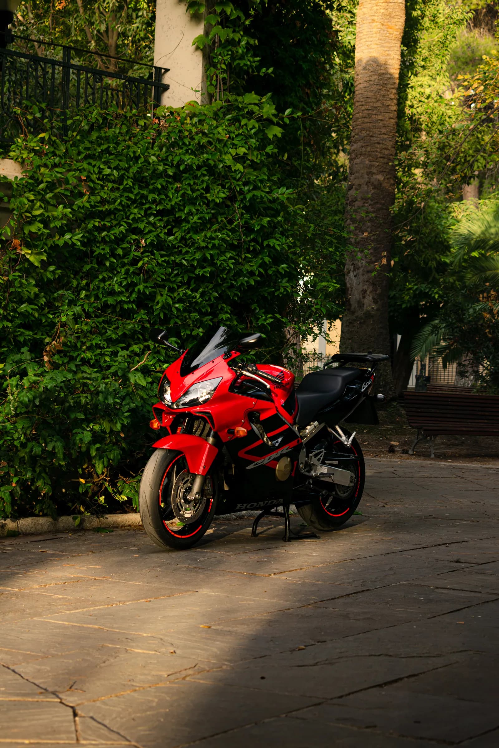 Honda CBR 600F — 02