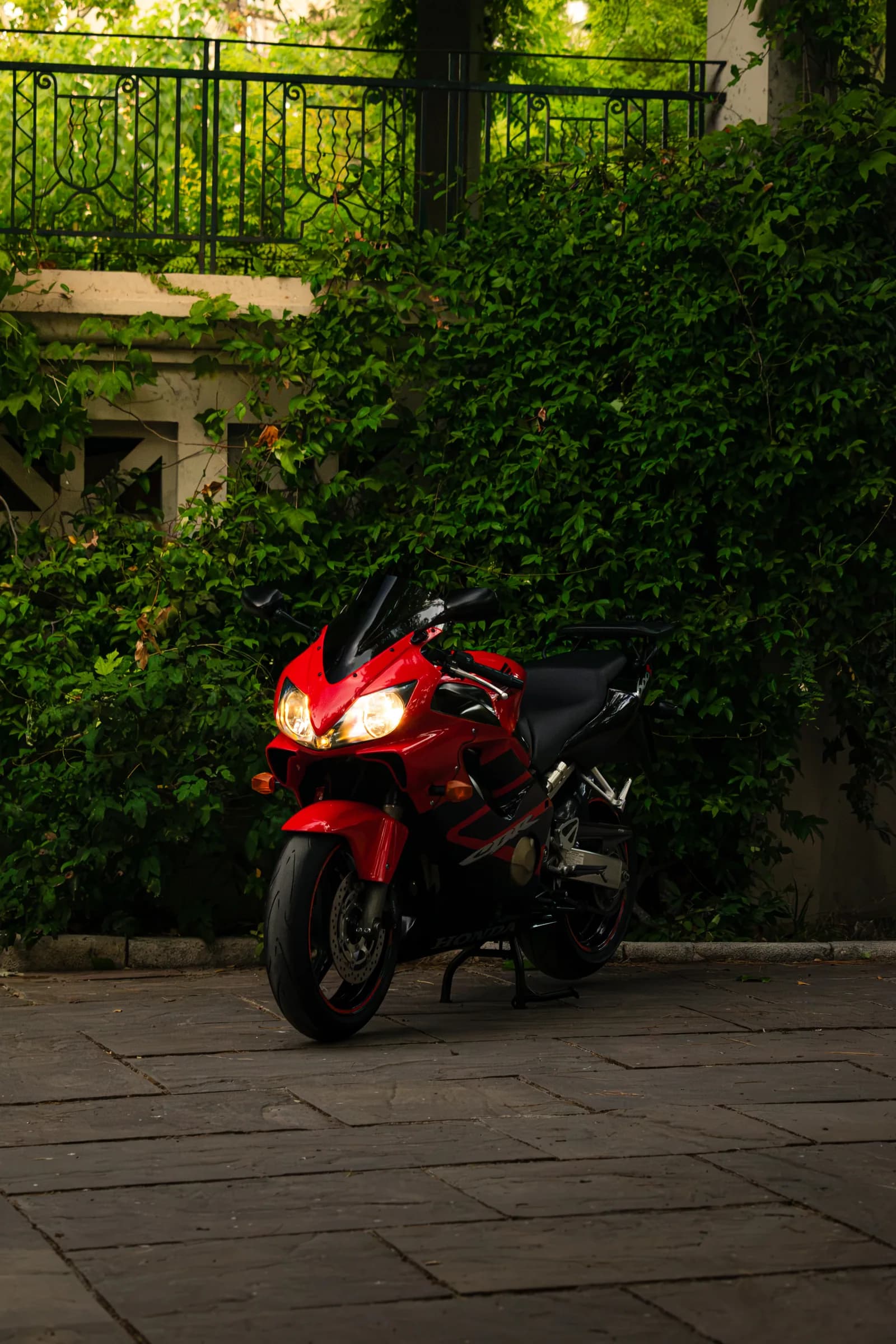 Honda CBR 600F — 10